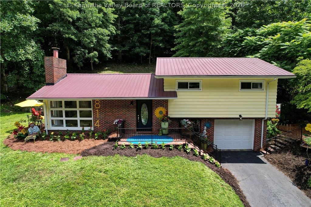 814 Chappell Road, Charleston, WV 25304