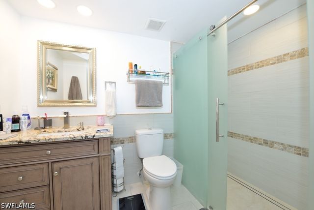 878 Meadowland DR 2-22, Naples, FL 34108