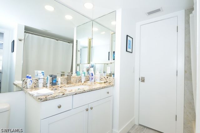 878 Meadowland DR 2-22, Naples, FL 34108