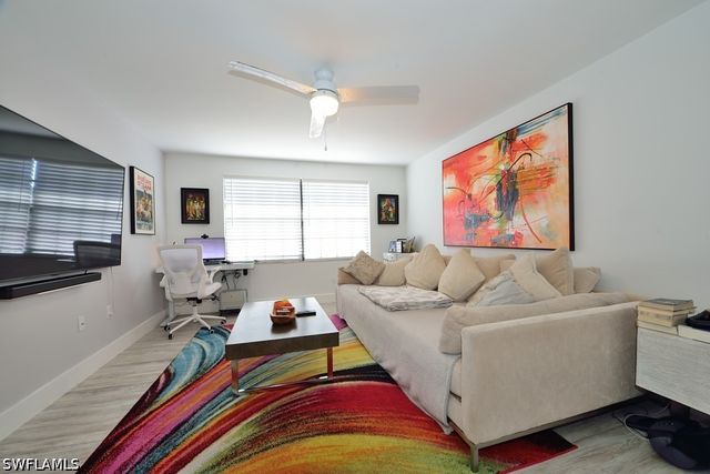 878 Meadowland DR 2-22, Naples, FL 34108