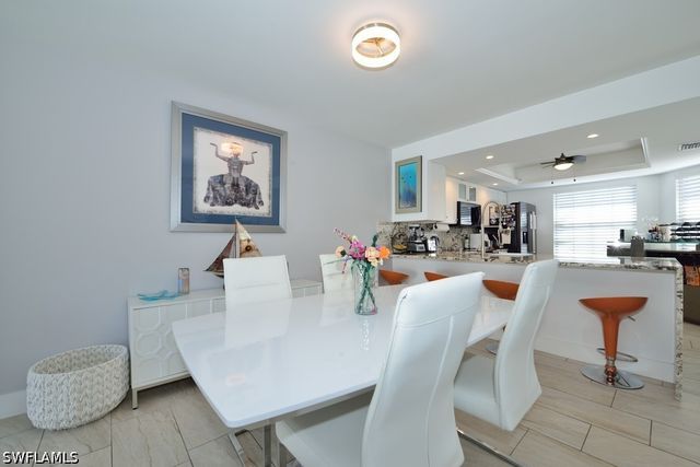 878 Meadowland DR 2-22, Naples, FL 34108