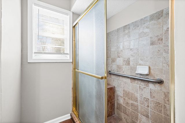 4253 COTTONWOOD RD, Memphis, TN 38118