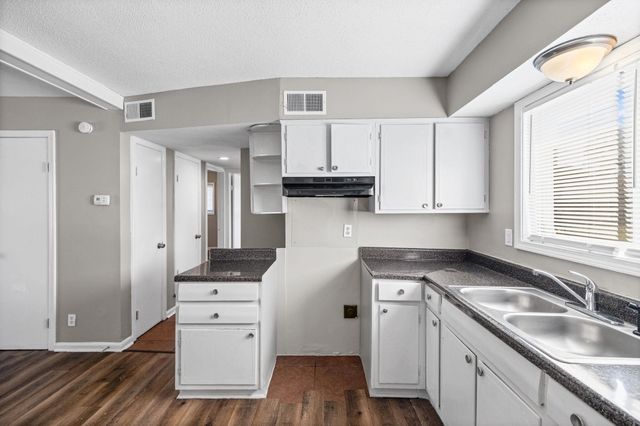 4253 COTTONWOOD RD, Memphis, TN 38118