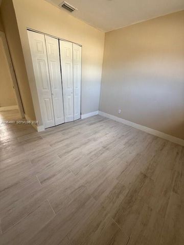 4600 SW 33rd Dr 4600, West Park, FL 33023