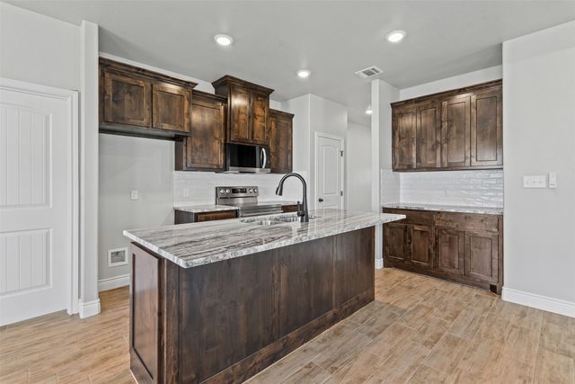 3400 Hilltop Road, Granbury, TX 76048