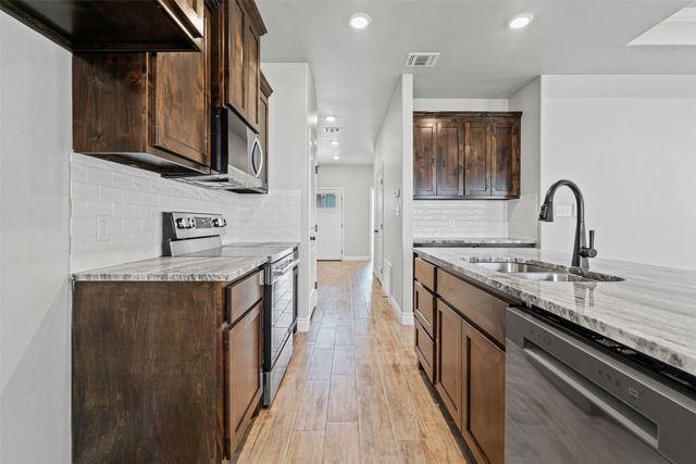 3400 Hilltop Road, Granbury, TX 76048