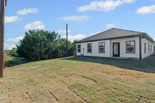 3400 Hilltop Road, Granbury, TX 76048