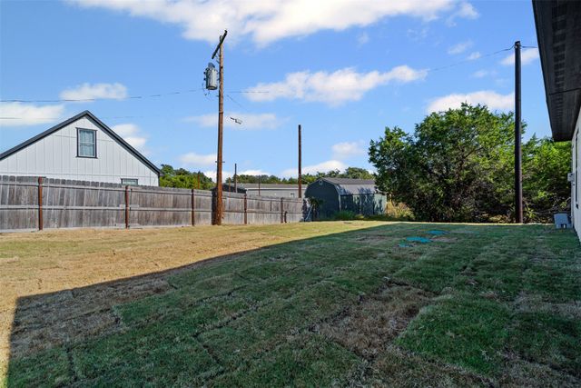3400 Hilltop Road, Granbury, TX 76048