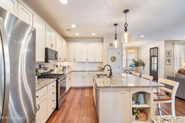 1547 N Breckenridge Drive, Nesbit, MS 38651