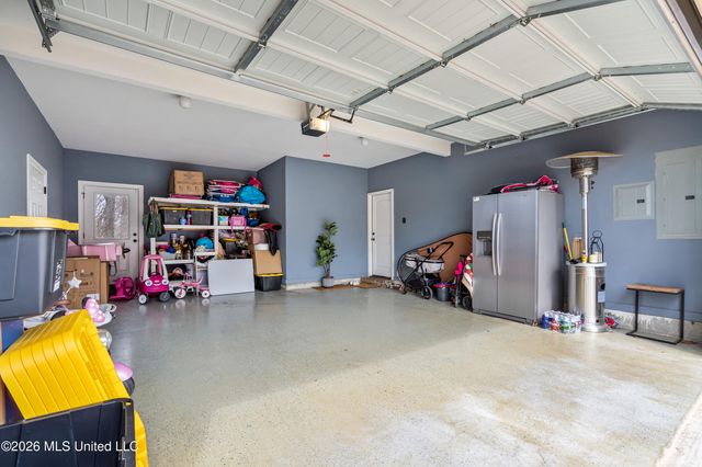 1547 N Breckenridge Drive, Nesbit, MS 38651