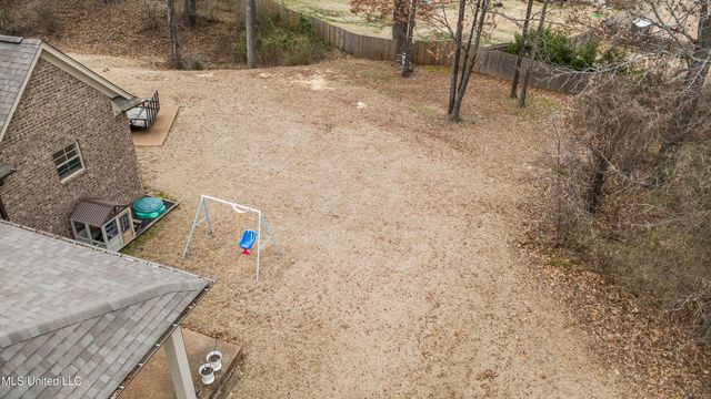 1547 N Breckenridge Drive, Nesbit, MS 38651