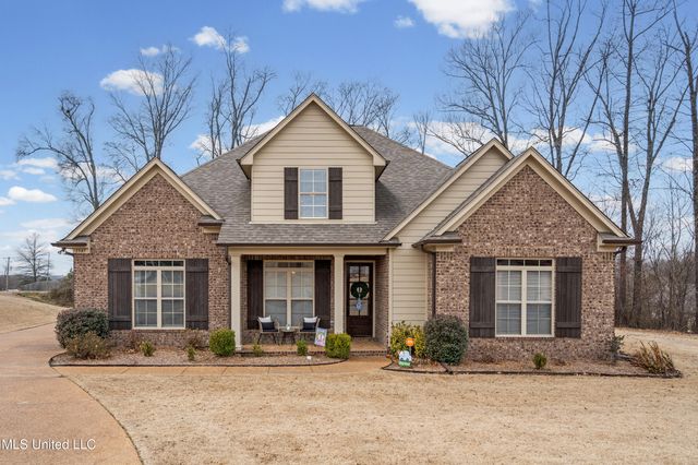 1547 N Breckenridge Drive, Nesbit, MS 38651