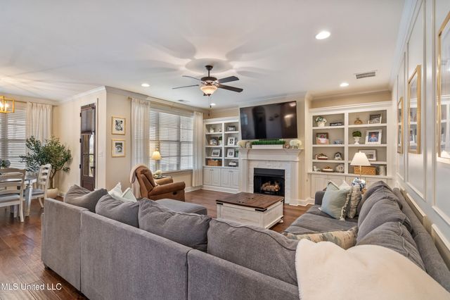 1547 N Breckenridge Drive, Nesbit, MS 38651