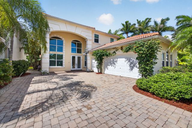 136 Casa Grande Court, Palm Beach Gardens, FL 33418
