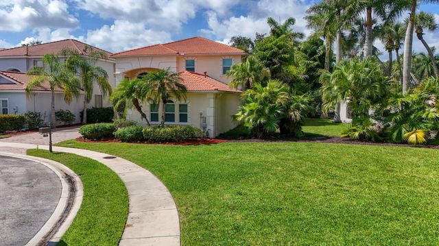 136 Casa Grande Court, Palm Beach Gardens, FL 33418