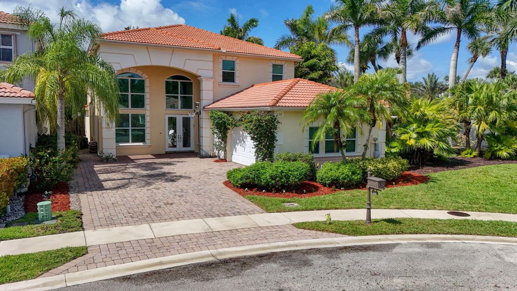 136 Casa Grande Court, Palm Beach Gardens, FL 33418