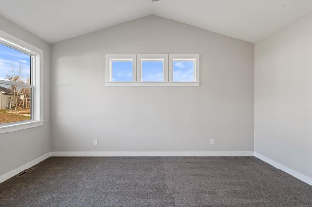 L1 B1 112th Street NW, Zimmerman, MN 55398