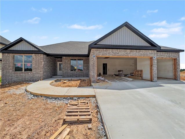 7699 Scenic Valley Avenue, Springdale, AR 72762
