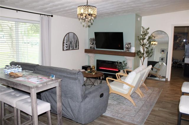 3135 KAREN AVENUE, Largo, FL 33774