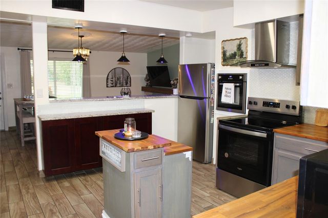 3135 KAREN AVENUE, Largo, FL 33774