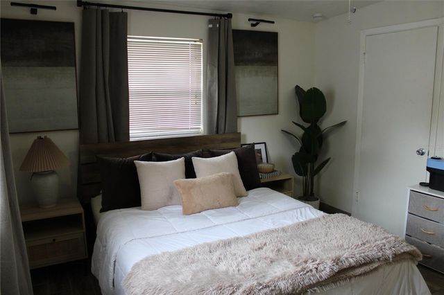 3135 KAREN AVENUE, Largo, FL 33774