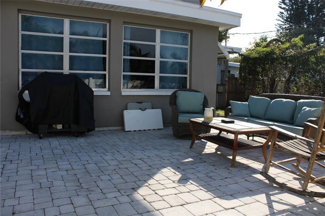 3135 KAREN AVENUE, Largo, FL 33774