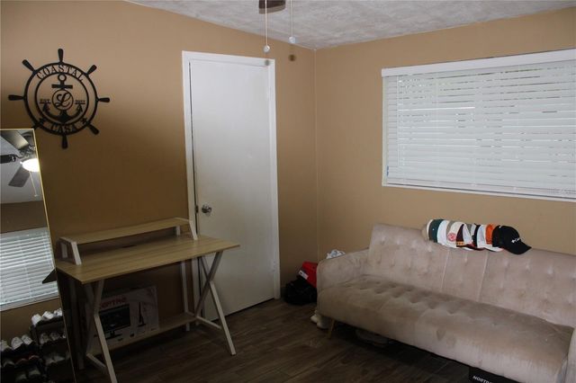 3135 KAREN AVENUE, Largo, FL 33774