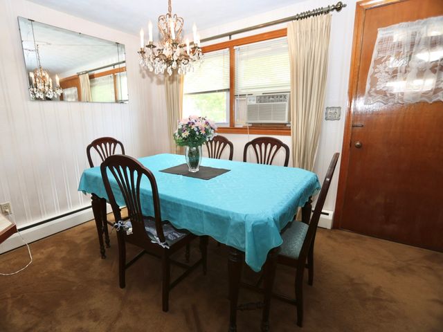 36 Revere St, Worcester, MA 01604