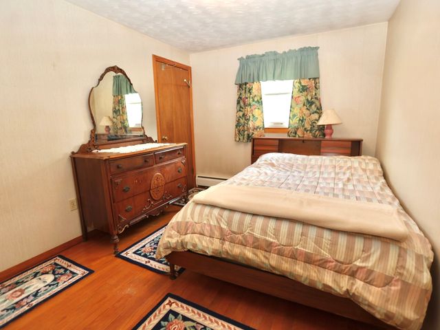 36 Revere St, Worcester, MA 01604