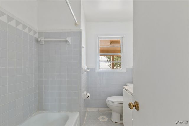 1426 21st E, Tuscaloosa, AL 35404