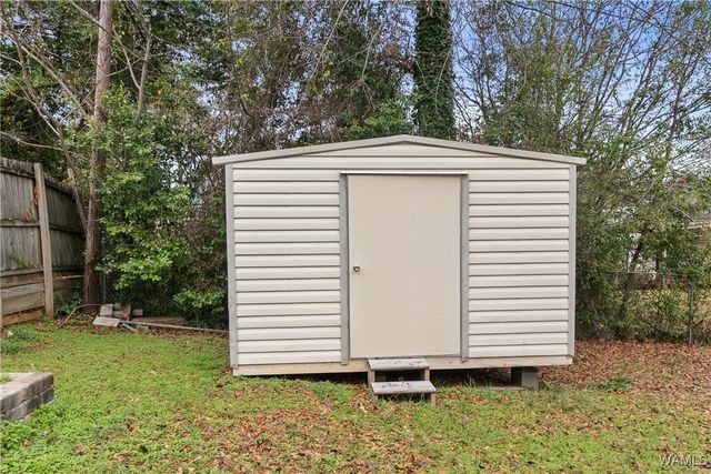 1426 21st E, Tuscaloosa, AL 35404