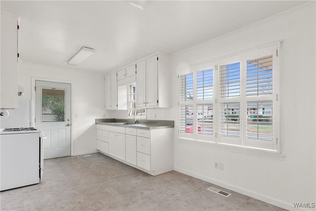 1426 21st E, Tuscaloosa, AL 35404