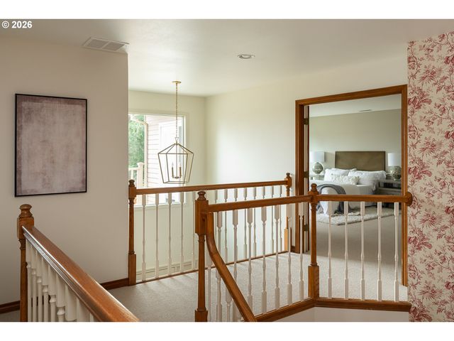 4077 BUCK BRUSH Ln, Lake Oswego, OR 97035