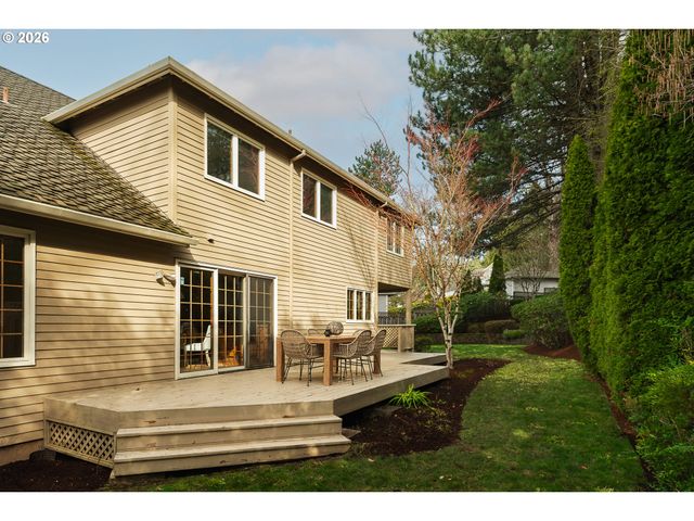 4077 BUCK BRUSH Ln, Lake Oswego, OR 97035