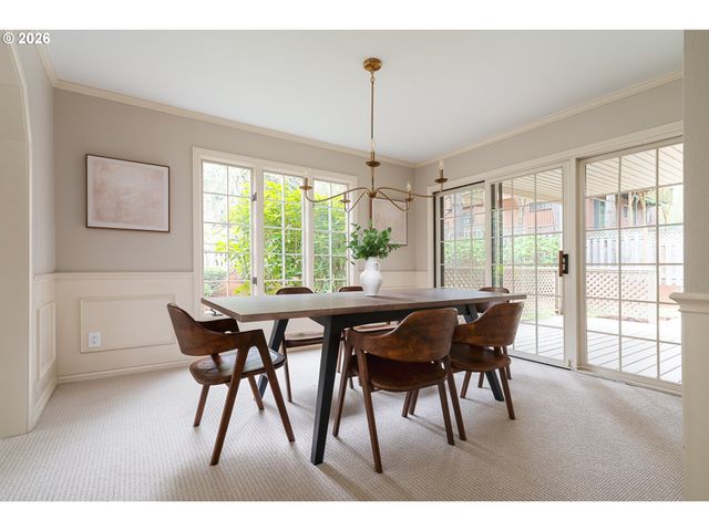 4077 BUCK BRUSH Ln, Lake Oswego, OR 97035