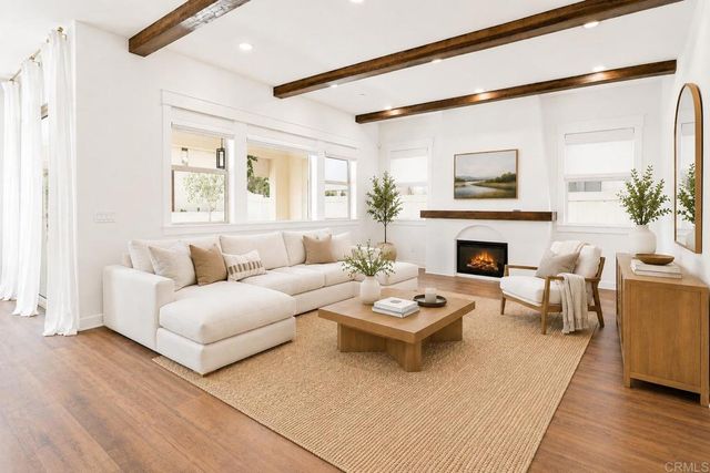 587 Gateway Lane, San Marcos, CA 92078