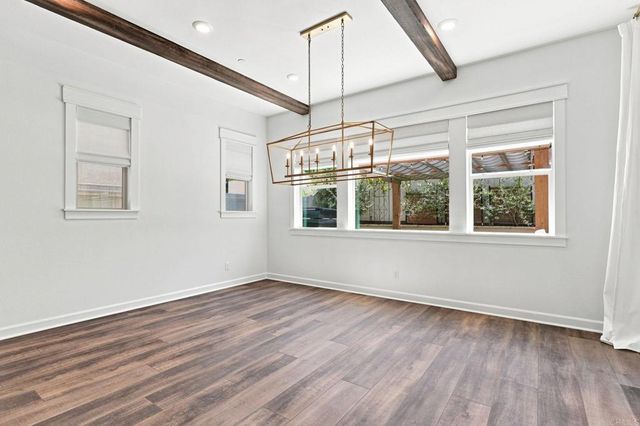587 Gateway Lane, San Marcos, CA 92078