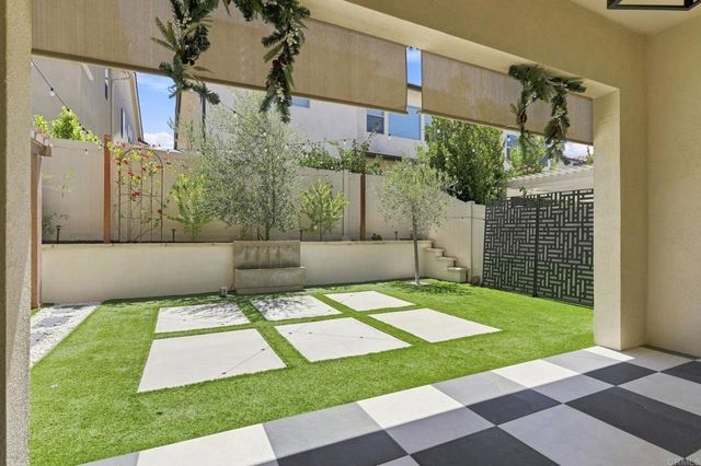 587 Gateway Lane, San Marcos, CA 92078