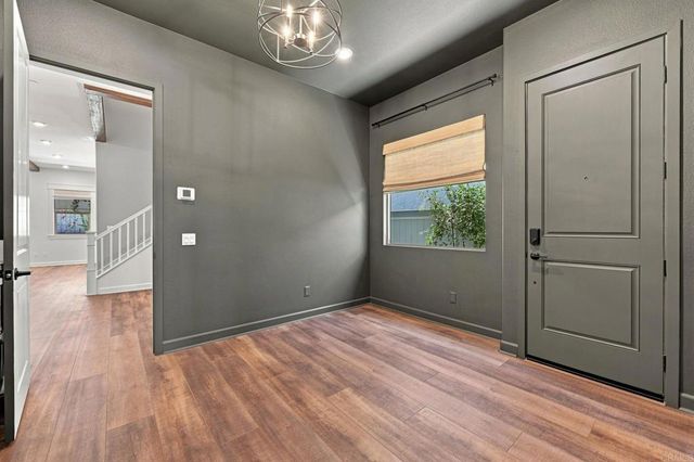 587 Gateway Lane, San Marcos, CA 92078