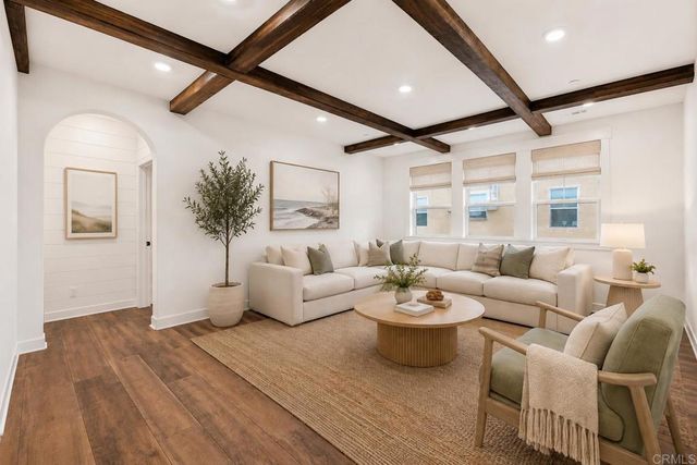 587 Gateway Lane, San Marcos, CA 92078