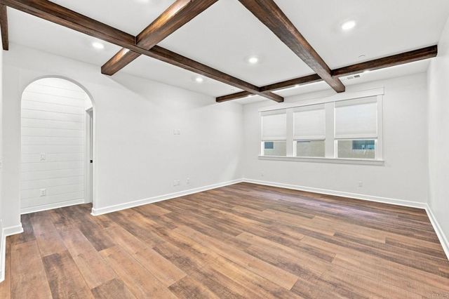 587 Gateway Lane, San Marcos, CA 92078