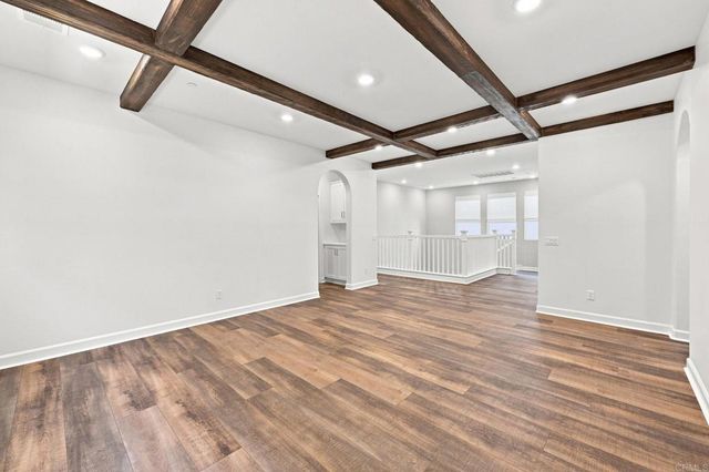 587 Gateway Lane, San Marcos, CA 92078
