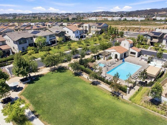 587 Gateway Lane, San Marcos, CA 92078