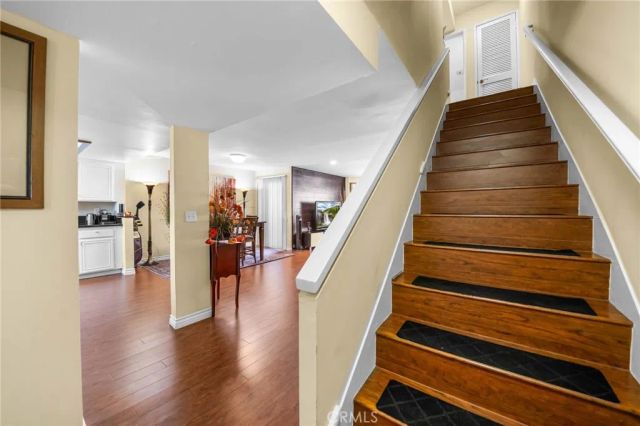 554 E San Jose 203, Burbank, CA 91501