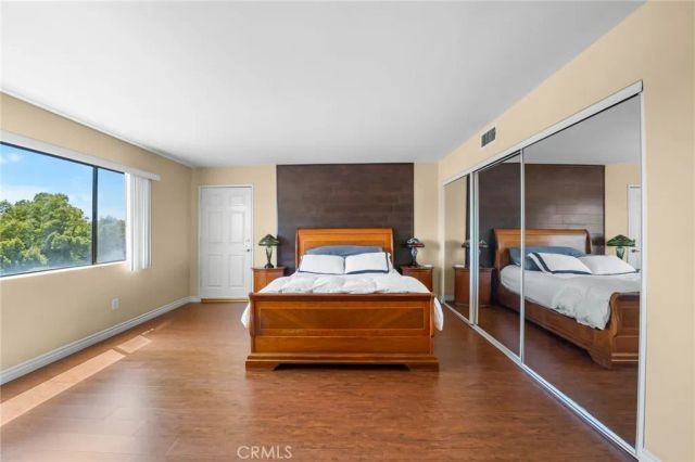 554 E San Jose 203, Burbank, CA 91501