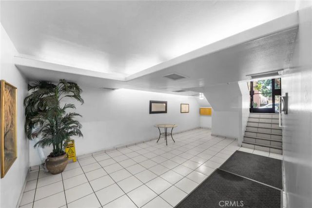 554 E San Jose 203, Burbank, CA 91501