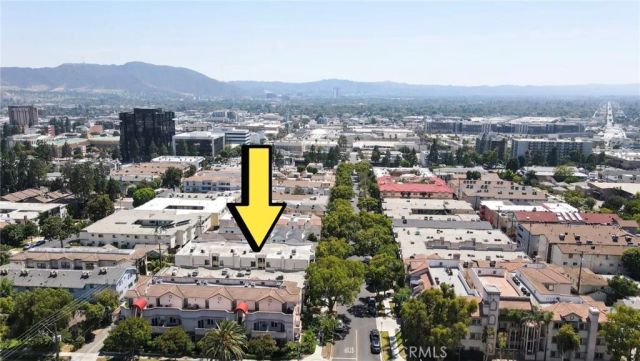 554 E San Jose 203, Burbank, CA 91501