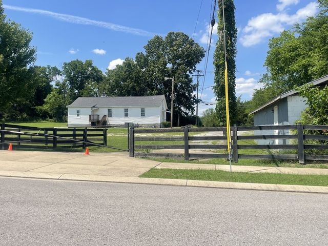 0 Stark Knob Rd, Hendersonville, TN 37075