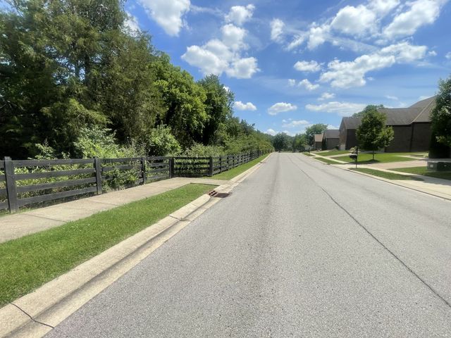 0 Stark Knob Rd, Hendersonville, TN 37075