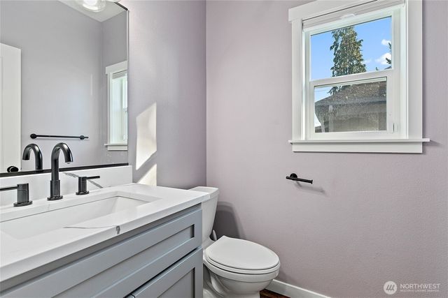 825 E 55th Street, Tacoma, WA 98404